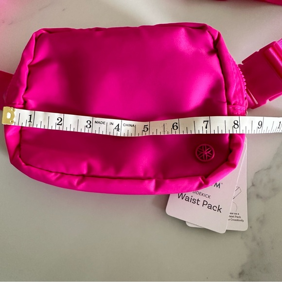NWT GAIAM Side Kick Waist Pack - Hot Pink - Picture 8 of 10